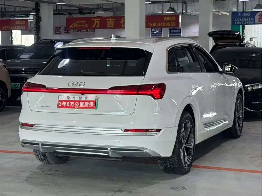 Audi e-tron 2023 из CN, фото 7
