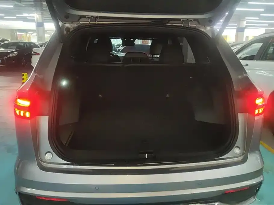 Geely Xingyue L 2025 из CN, фото 4