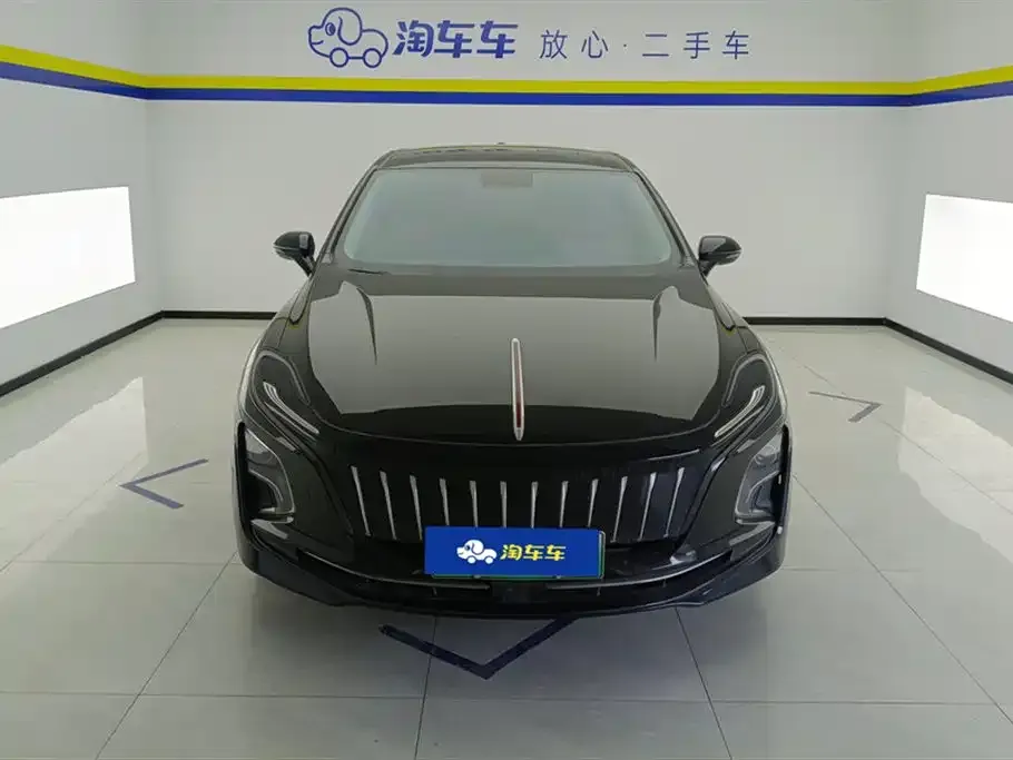 Hongqi E-QM5 — фото 7