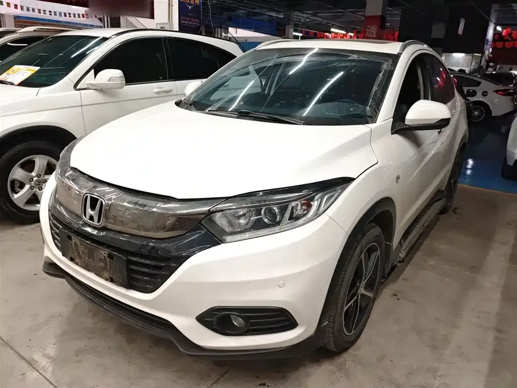 Honda Vezel — фото 1