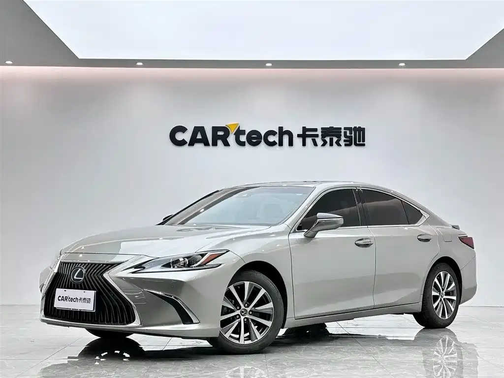 Lexus ES 2021 из CN, фото 1