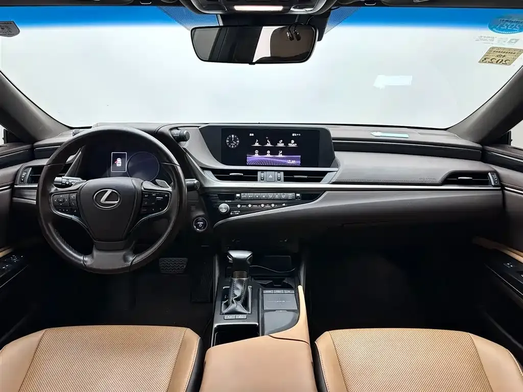 Lexus ES 2021 из CN, фото 10