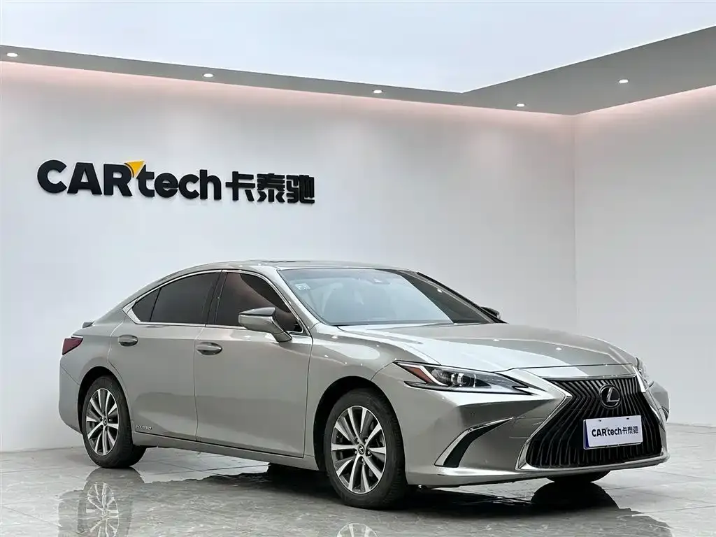 Lexus ES 2021 из CN, фото 7