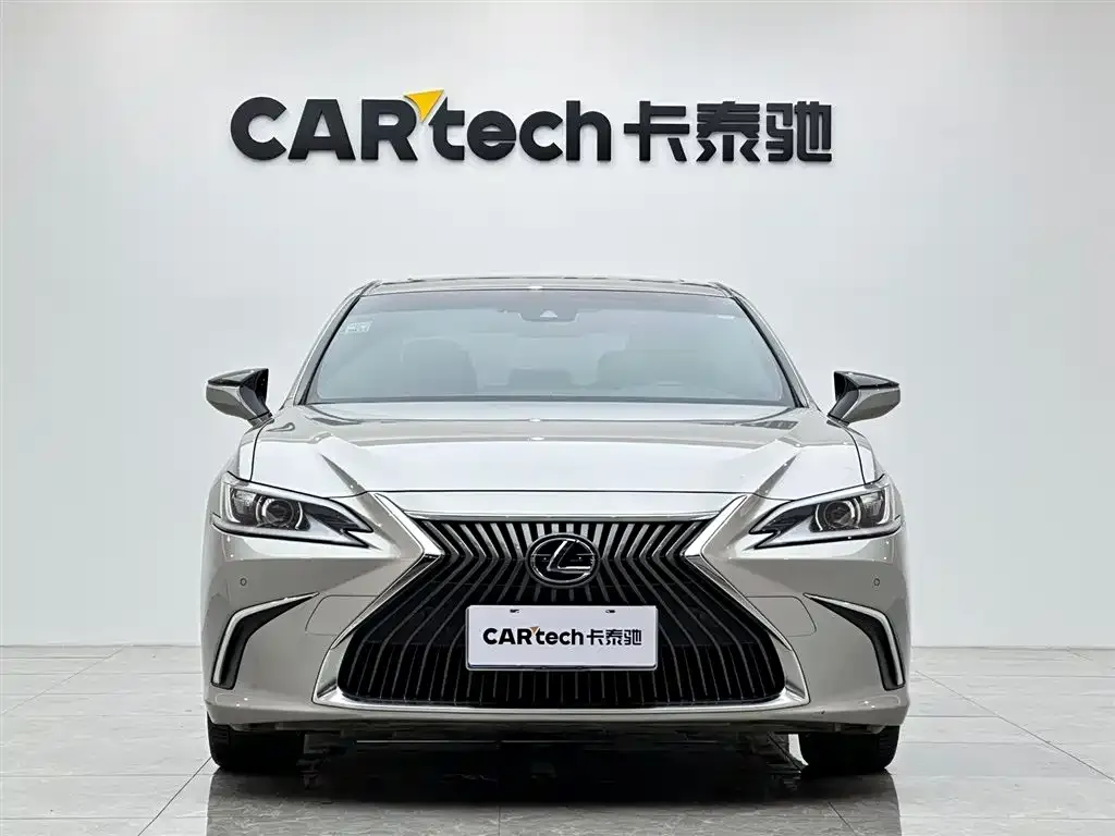 Lexus ES 2021 из CN, фото 3