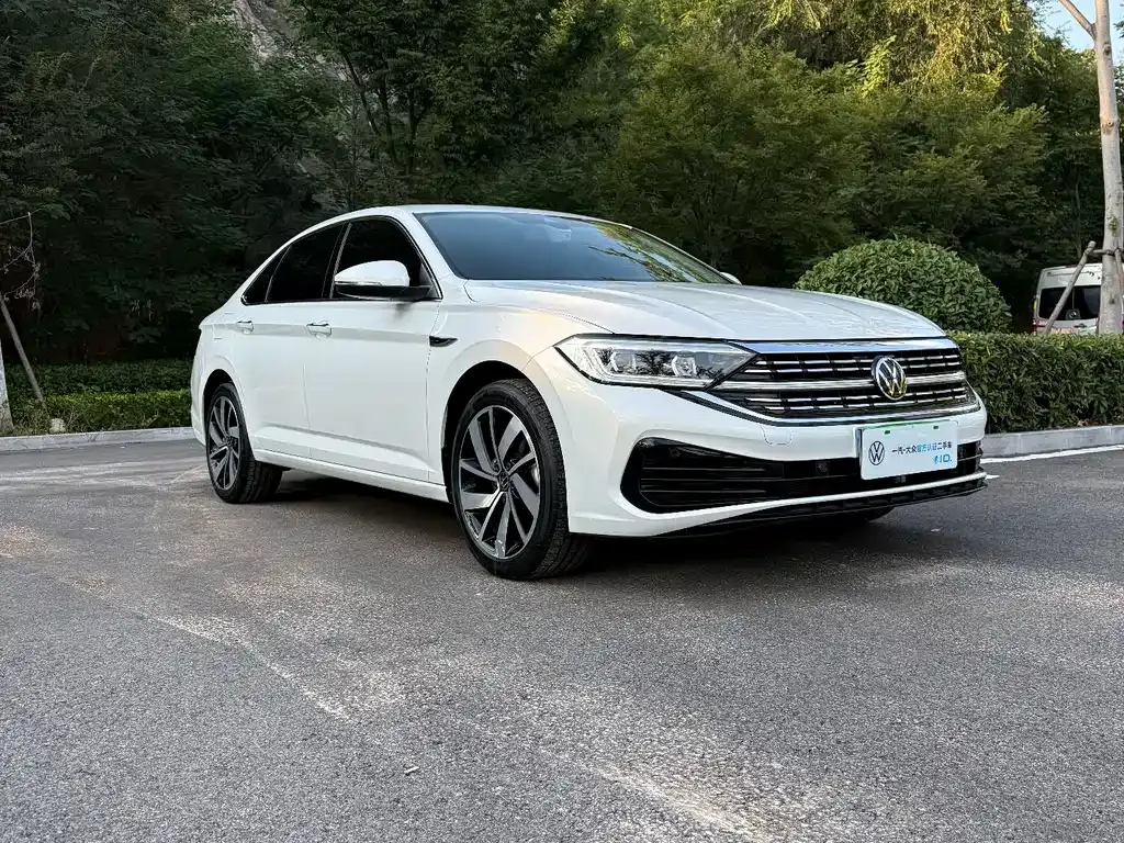 Volkswagen Sagitar 2023 из CN, фото 2