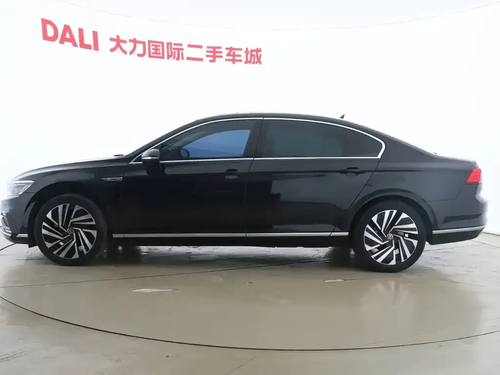 Volkswagen Magotan GTE PHEV 2024 из CN, фото 8