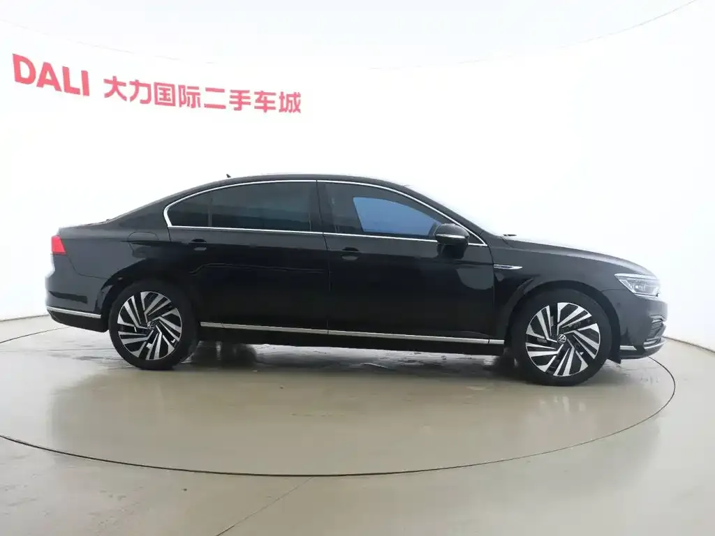 Volkswagen Magotan GTE PHEV 2024 из CN, фото 7