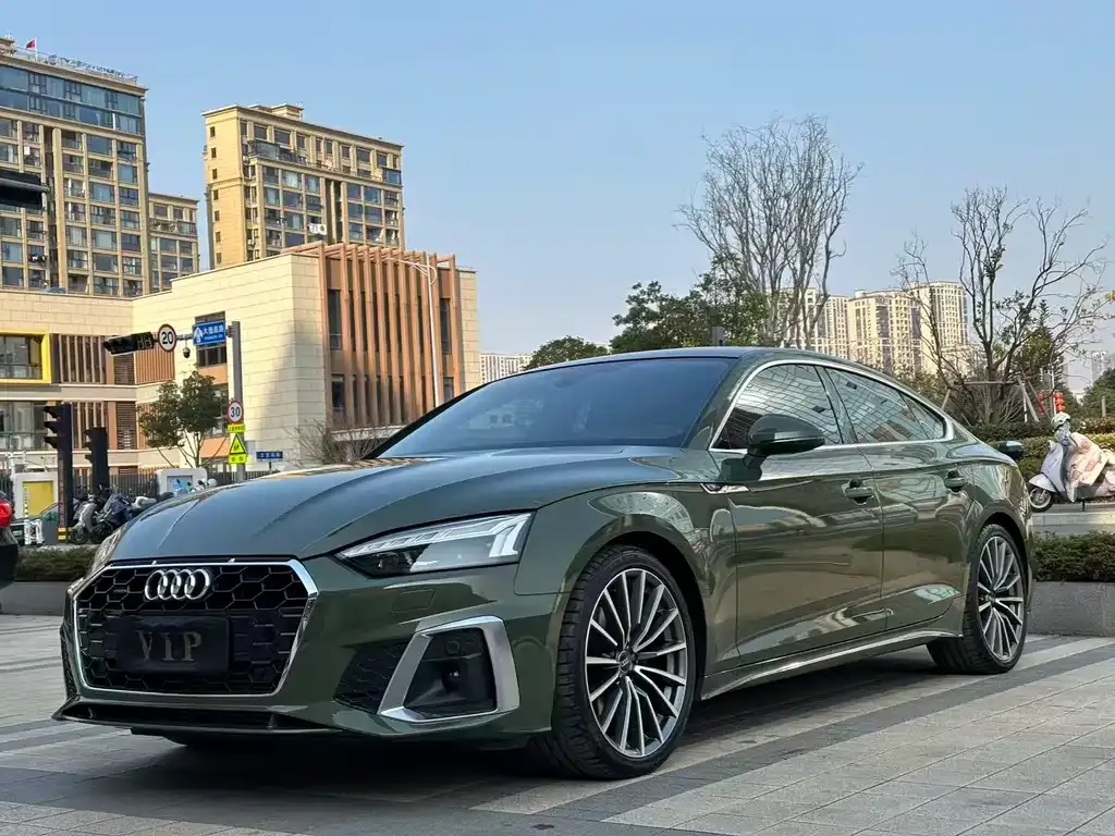 Audi A5 (Import) 2023 из CN, фото 1