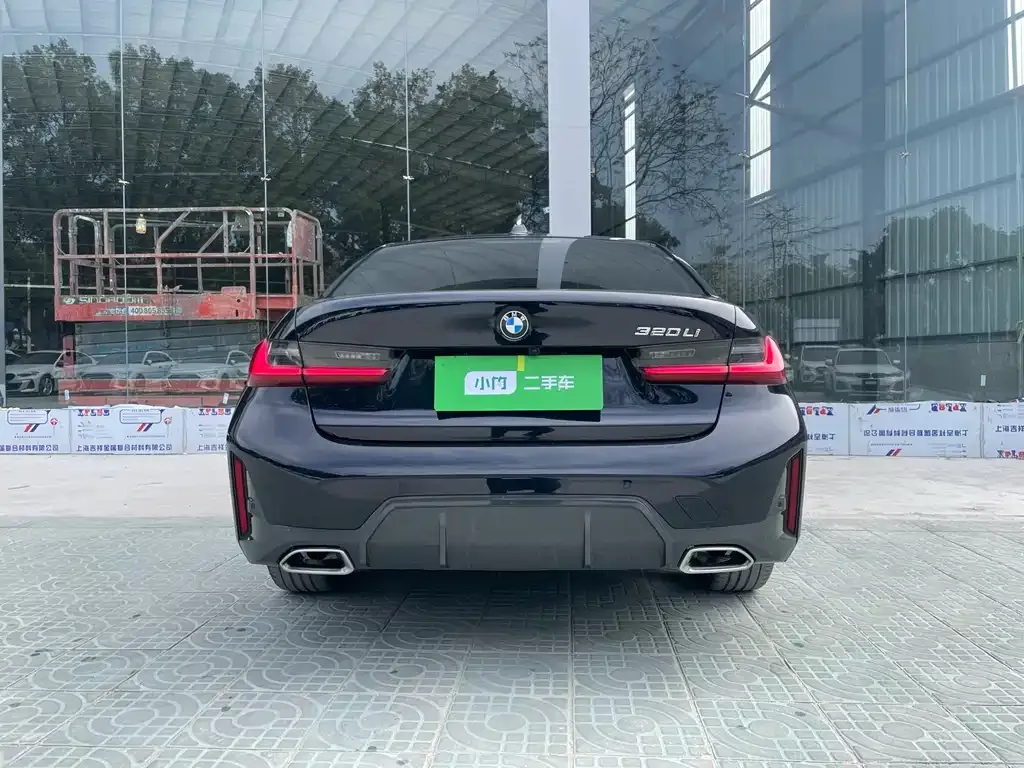 BMW 3 Series 2023 из CN, фото 8