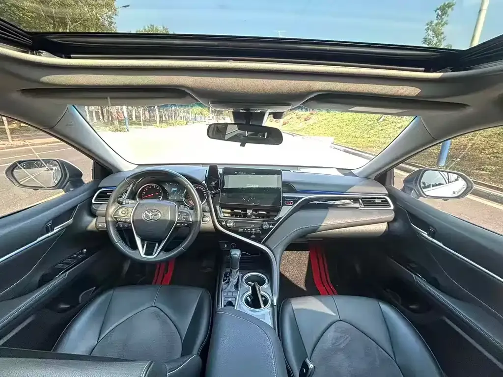 Toyota Camry 2022 из CN, фото 6