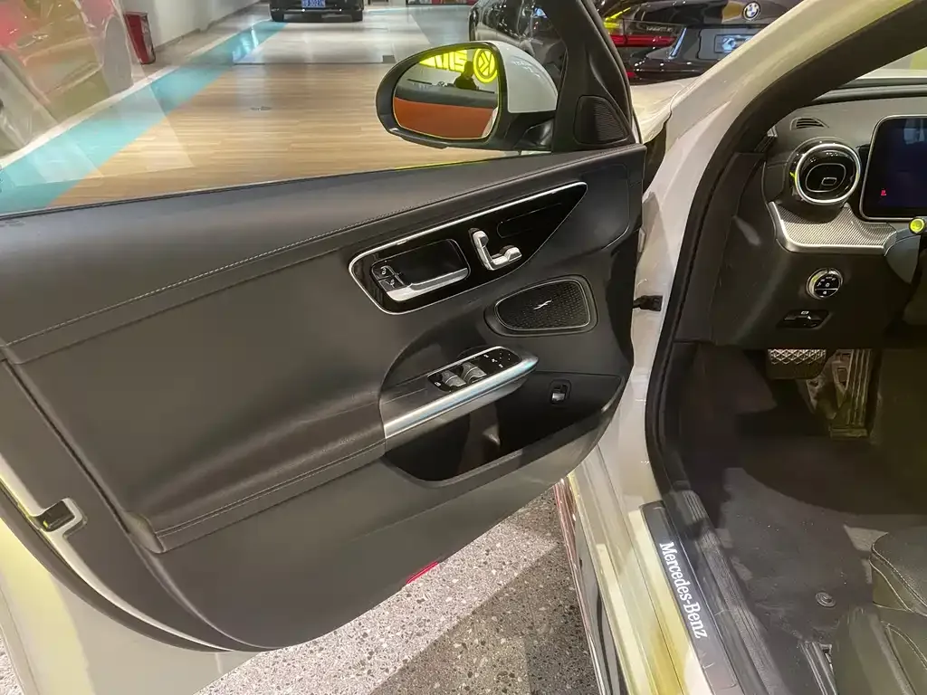 Mercedes-Benz C-Class 2023 из CN, фото 8