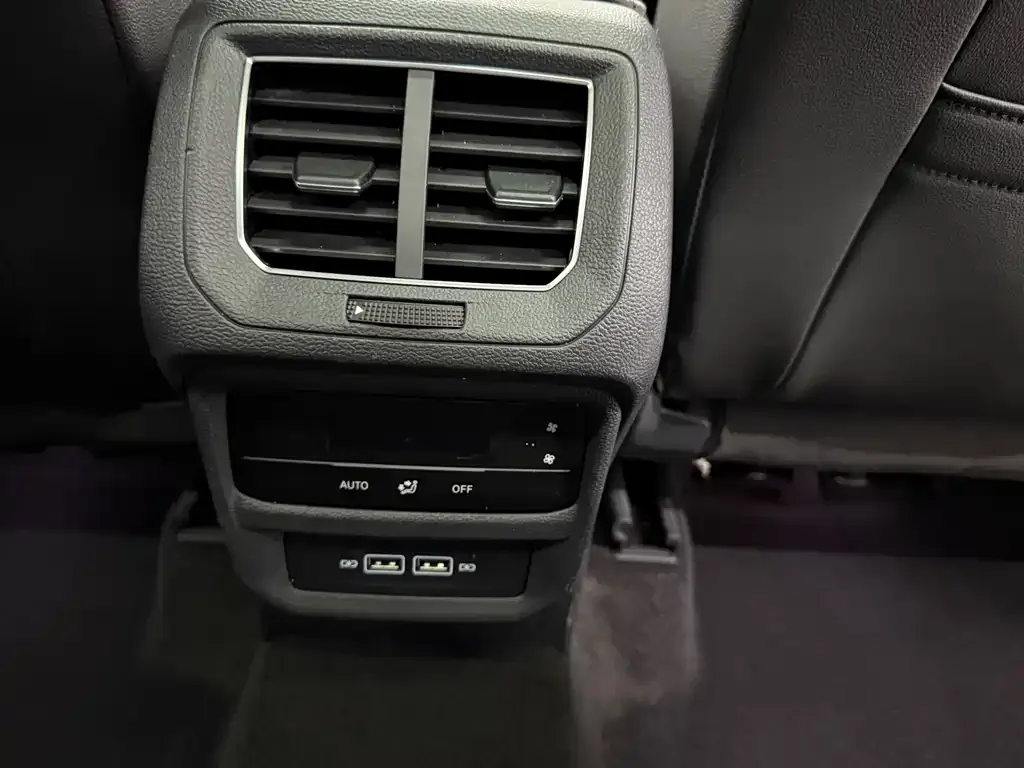 Volkswagen Tayron 2022 из CN, фото 5