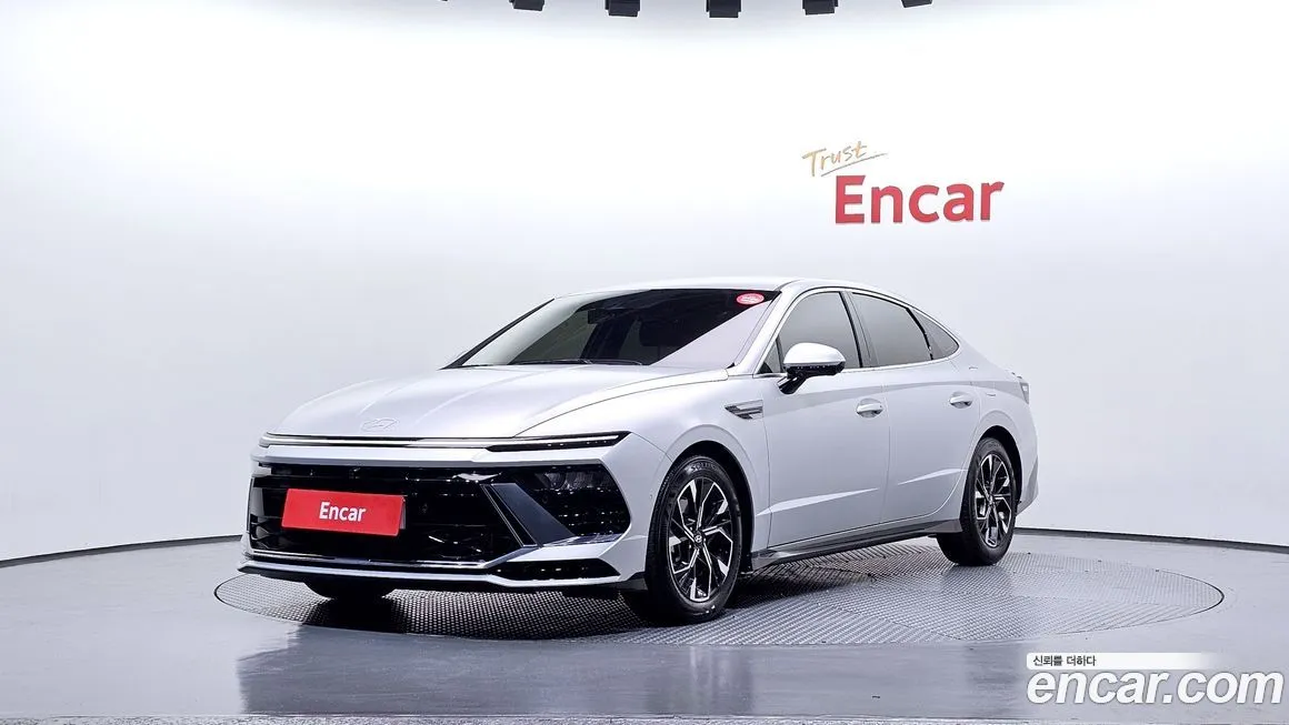 Hyundai Sonata — фото 1