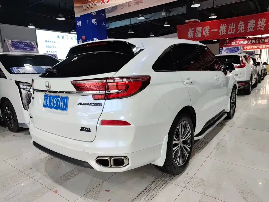 Honda Avancier 2022 из CN, фото 4