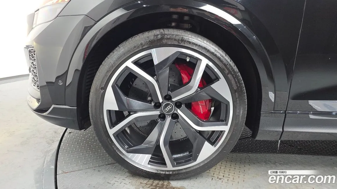 Audi RSQ8 2022 из KR, фото 10
