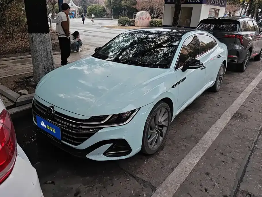 Volkswagen CC 2023 из CN, фото 1