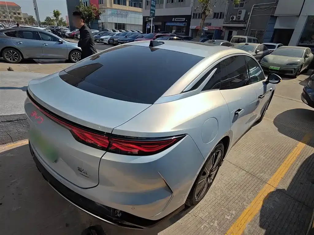 BYD Han L 2025 из CN, фото 3