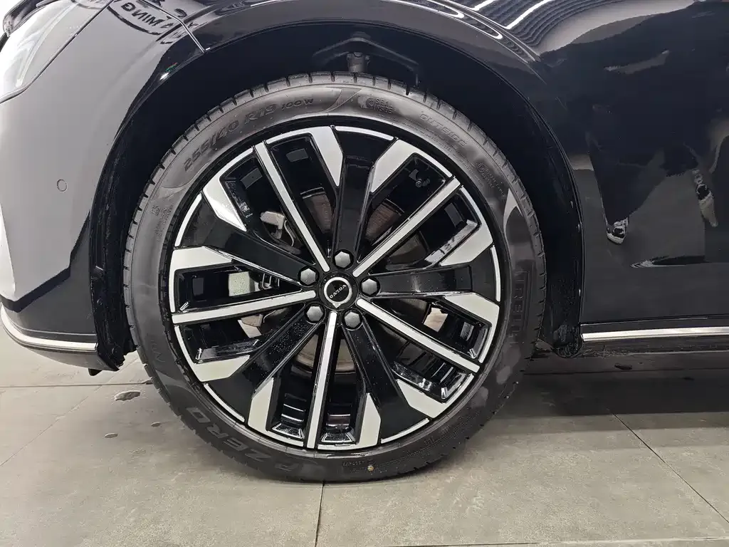 Volvo S90 2025 из CN, фото 6
