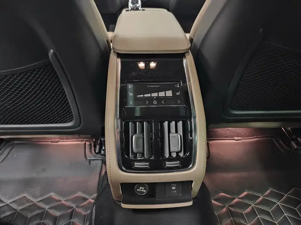Volvo S90 2025 из CN, фото 8