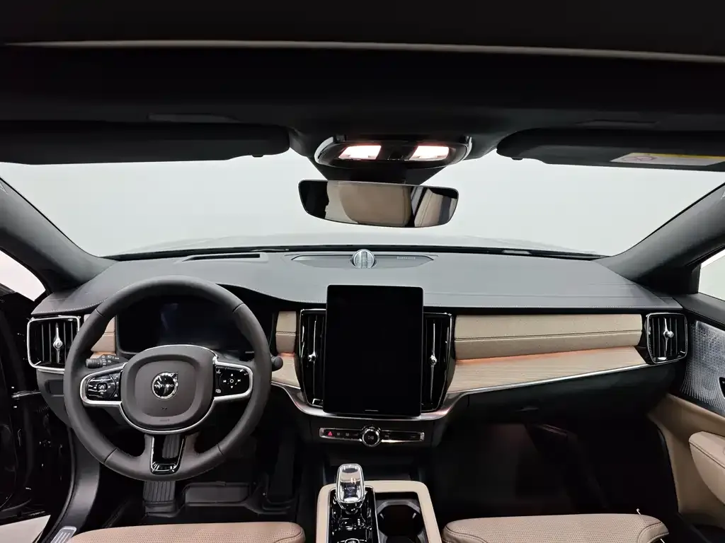 Volvo S90 2025 из CN, фото 4