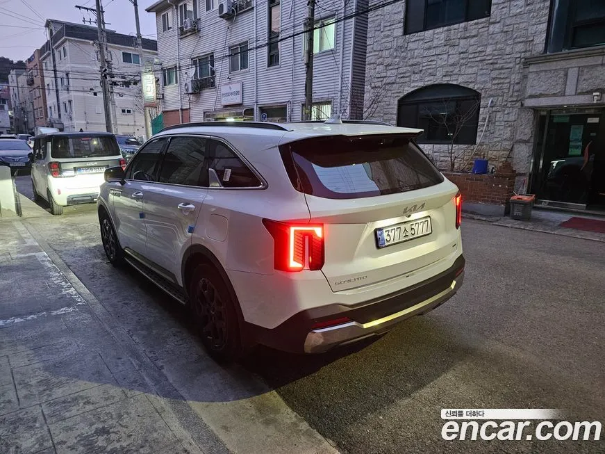 Kia Sorento — фото 6