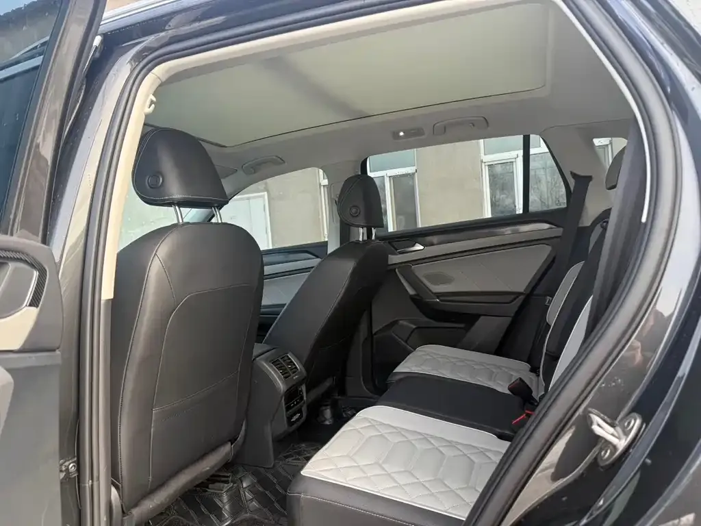 Volkswagen Tayron 2023 из CN, фото 6