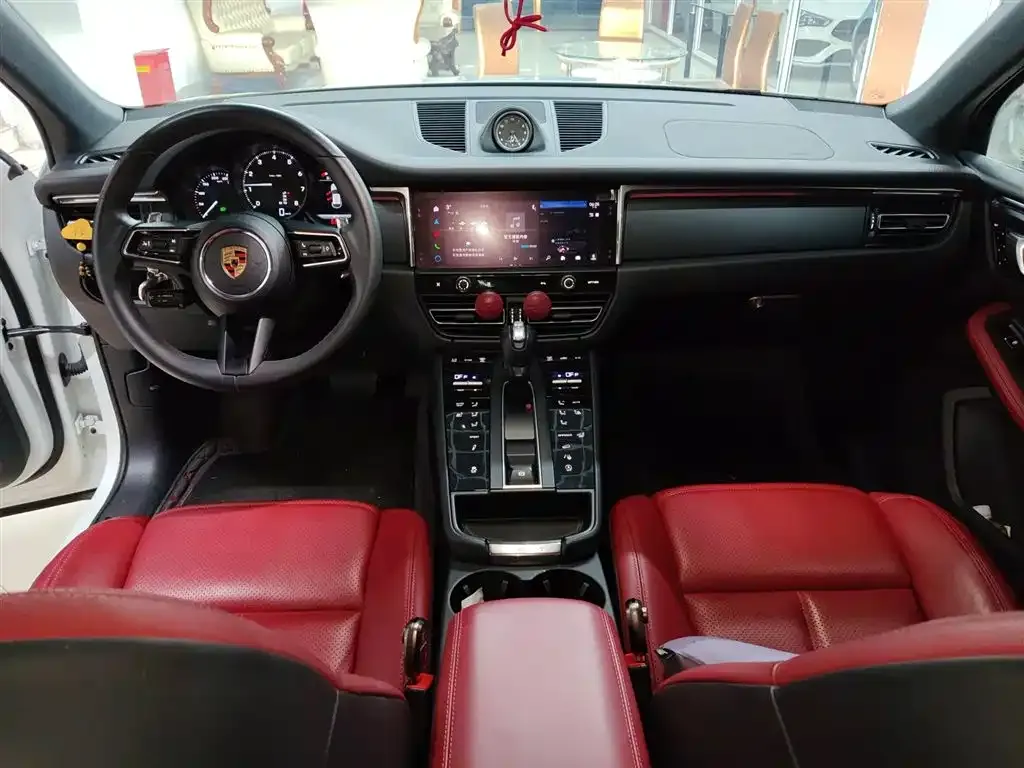 Porsche Macan 2025 из CN, фото 7