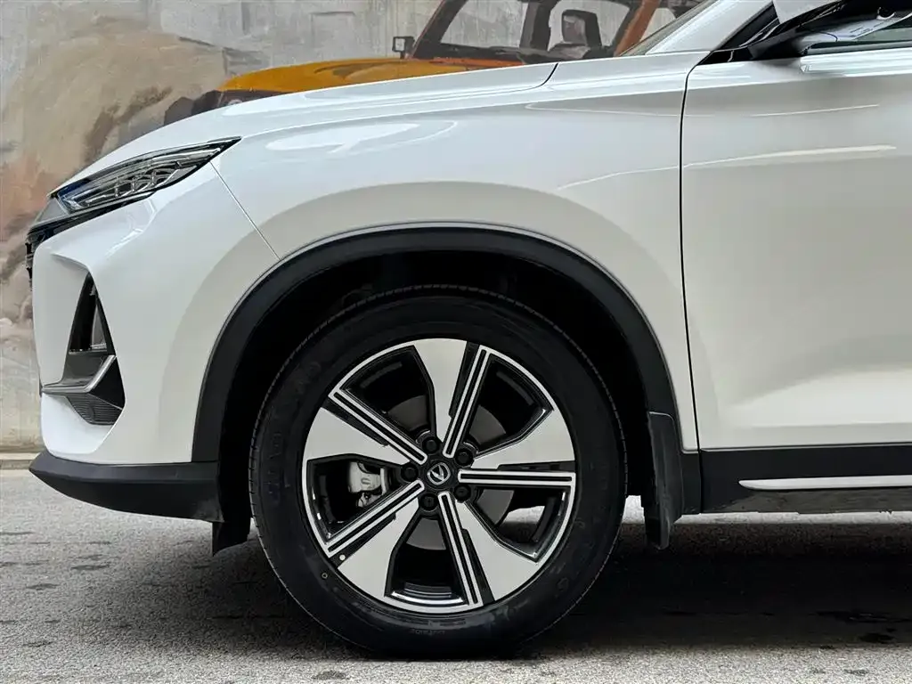 Changan CS75 2025 из CN, фото 8