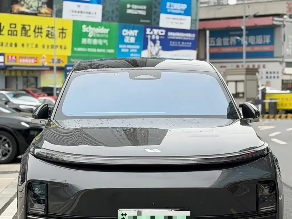 Li Auto L8 2024 из CN, фото 2