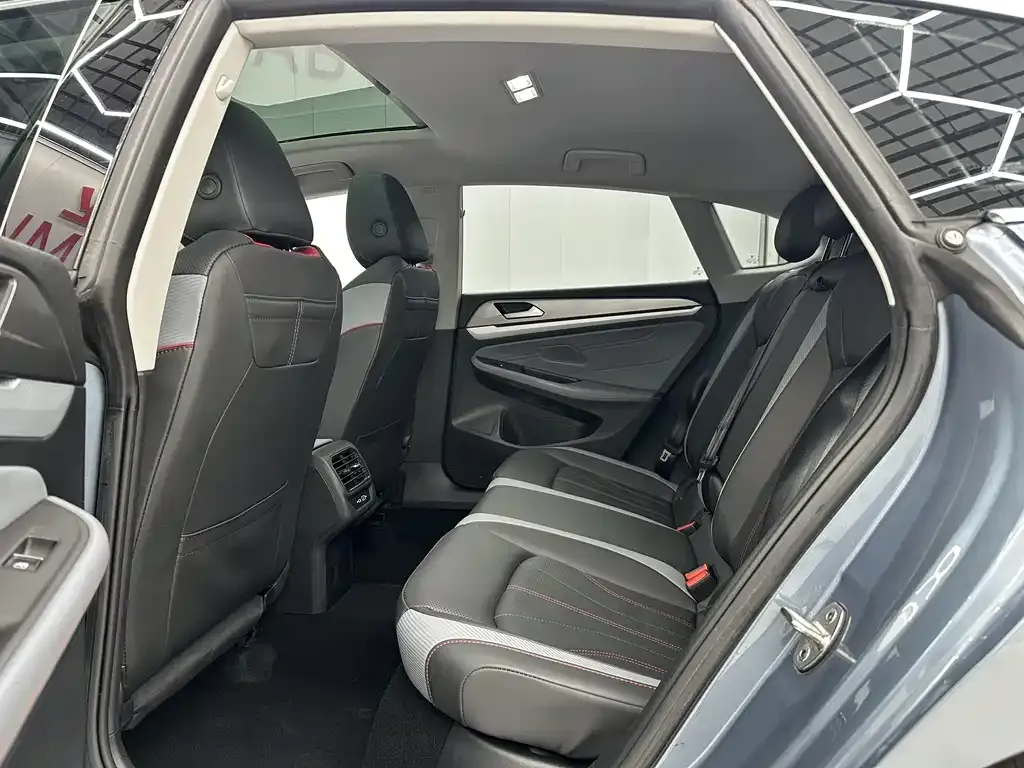 Volkswagen Lamando 2022 из CN, фото 2