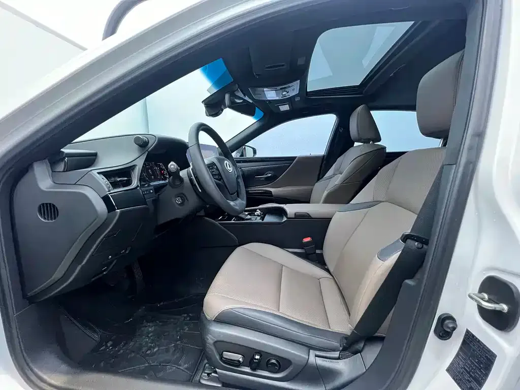 Lexus ES 2023 из CN, фото 10