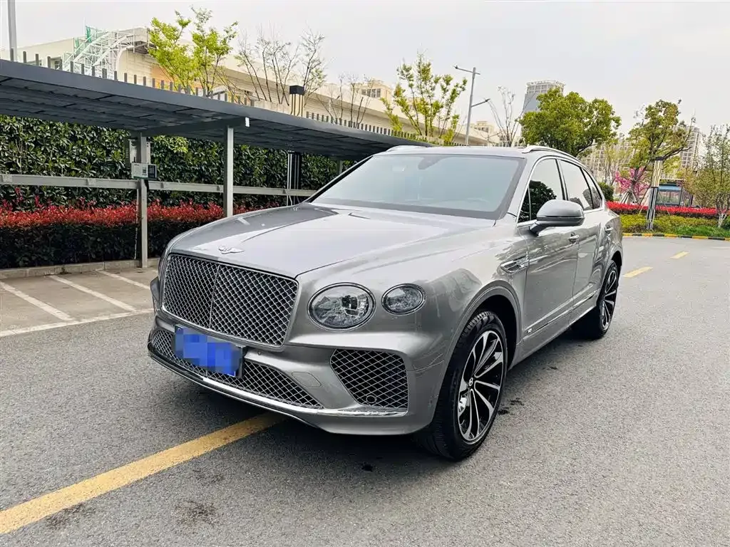 Bentley Bentayga 2021 из CN, фото 1