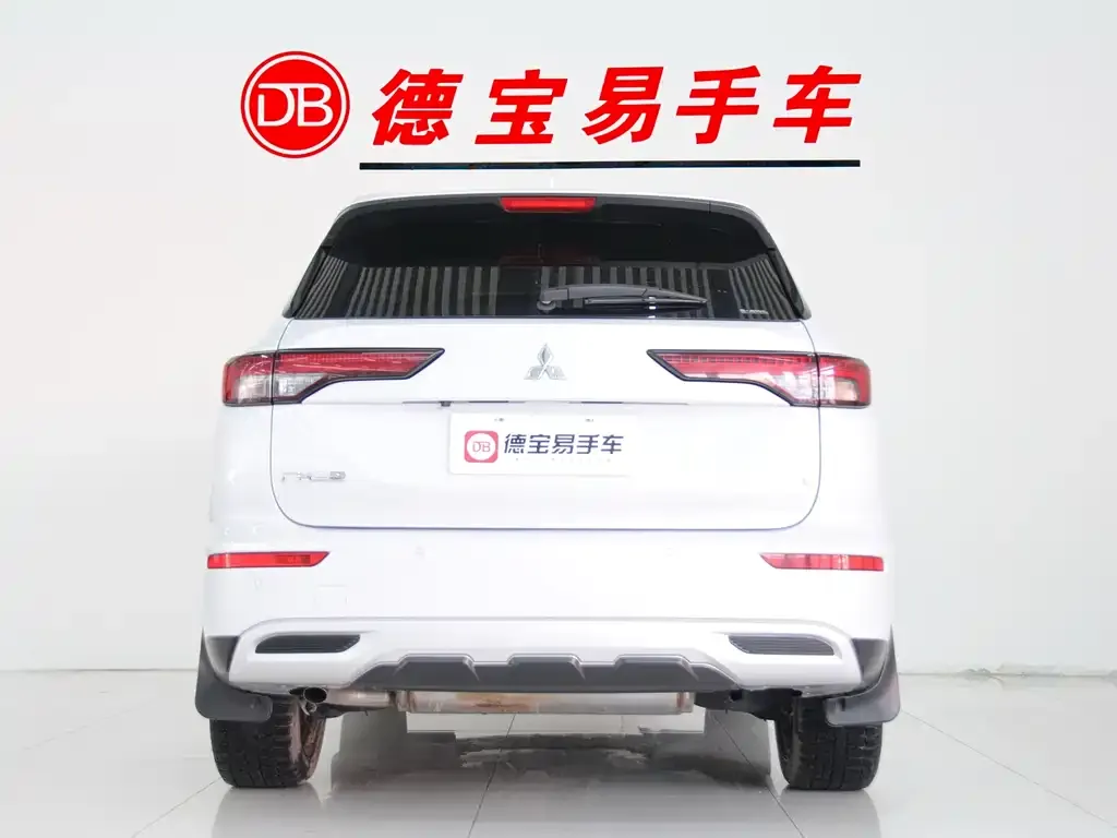 Mitsubishi Outlander 2023 из CN, фото 4
