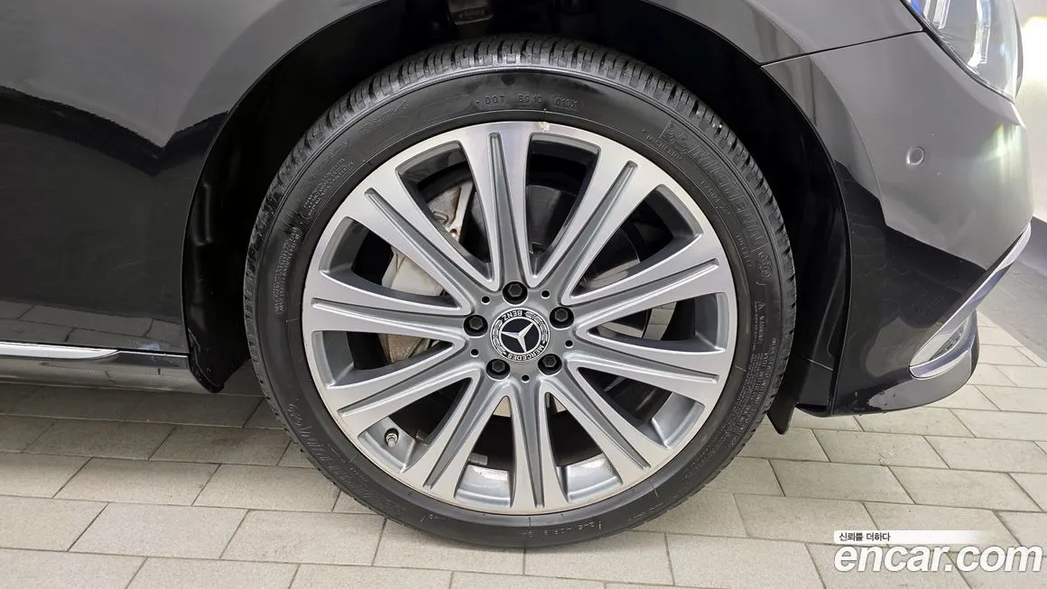Mercedes-Benz E-Class 2023 из KR, фото 8