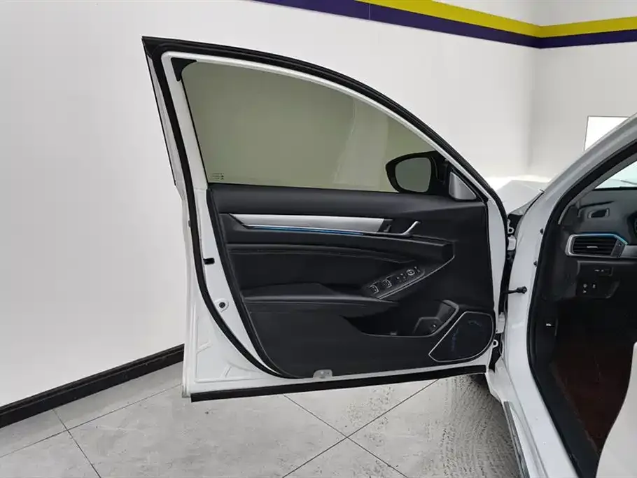 Honda Accord 2023 из CN, фото 3