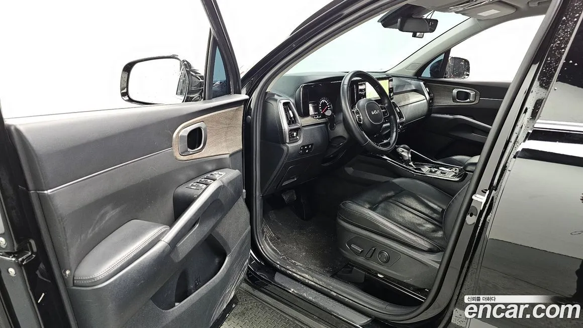 Kia Sorento — фото 8