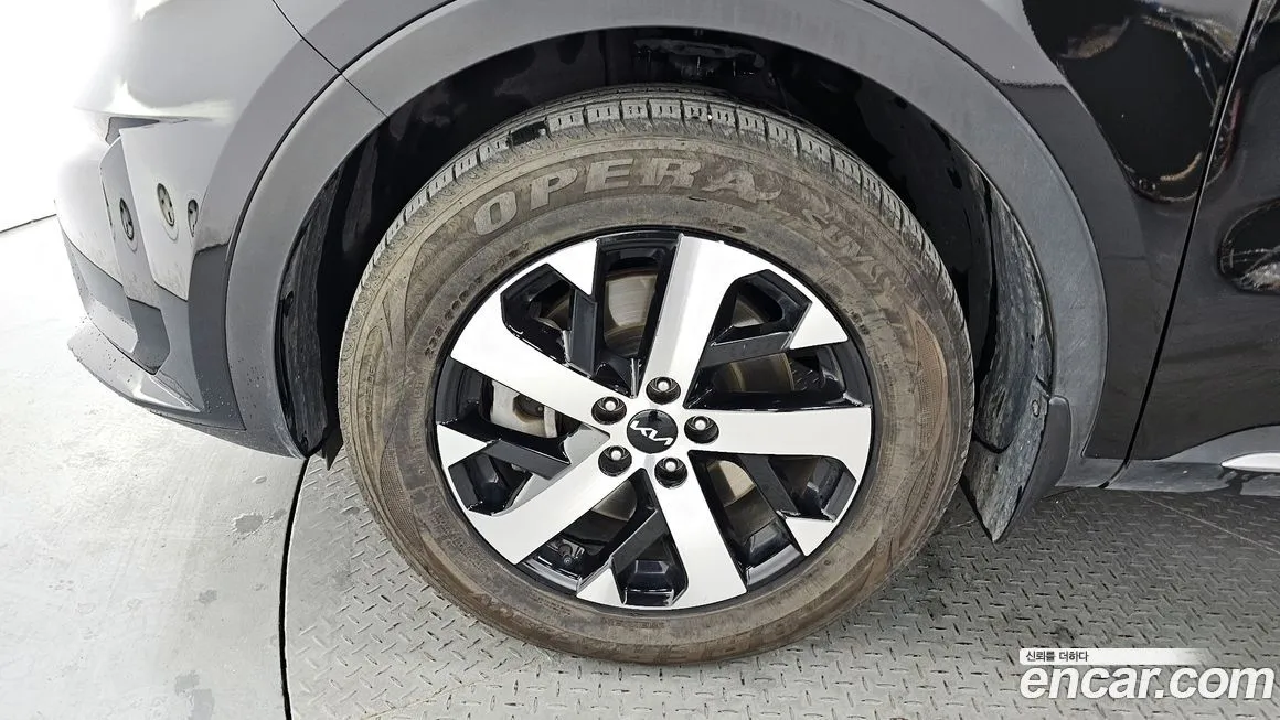 Kia Sorento — фото 10