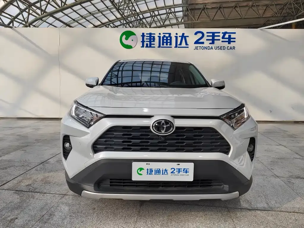 Toyota RAV4 2022 из CN, фото 4