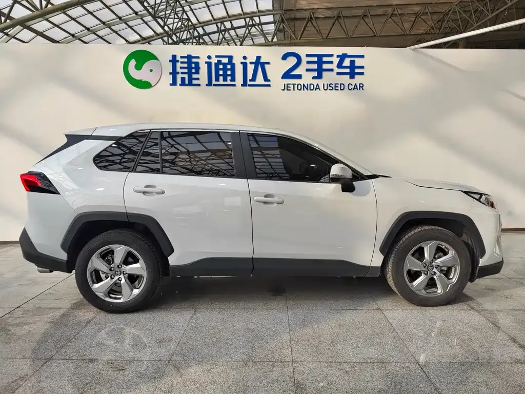 Toyota RAV4 2022 из CN, фото 10