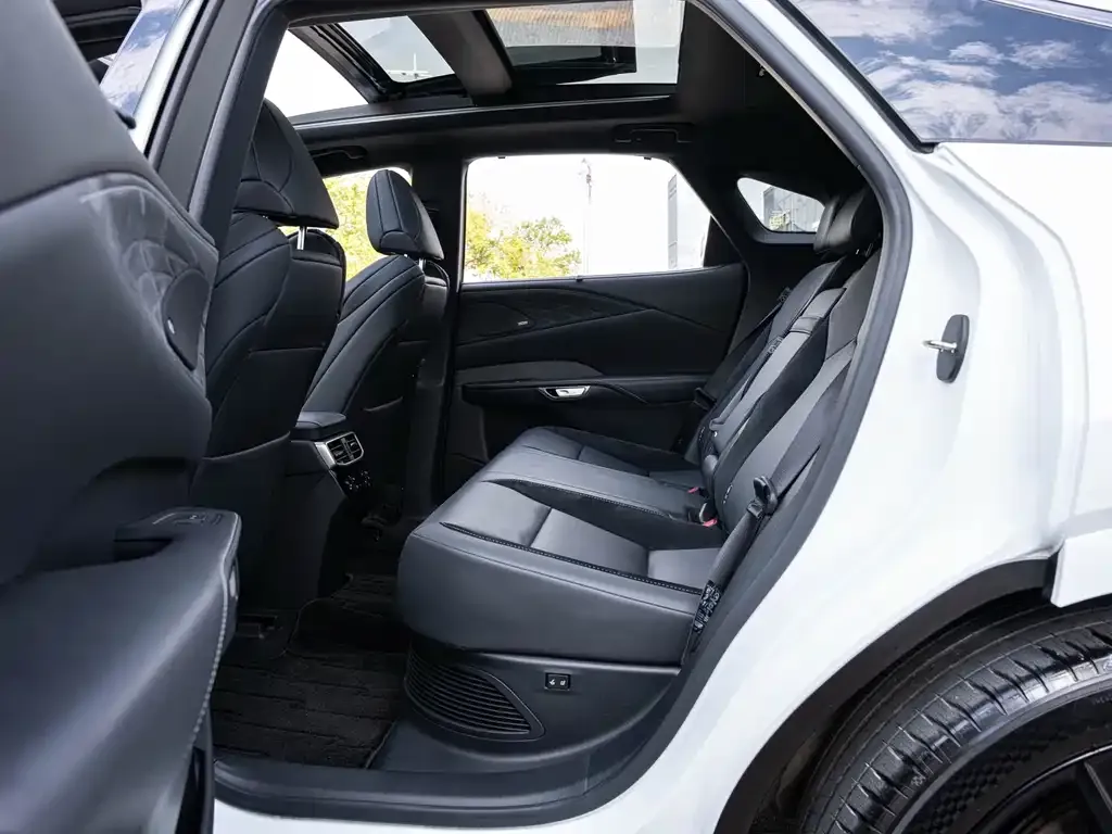 Lexus RX 2023 из CN, фото 7