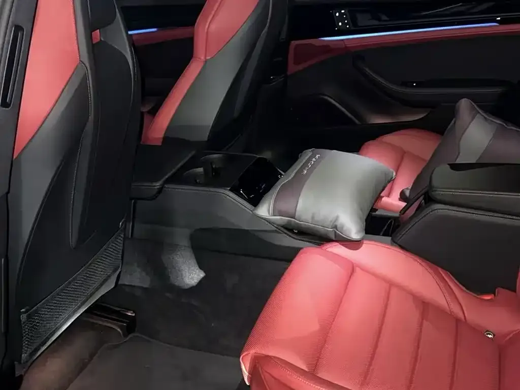 Porsche Panamera 2024 из CN, фото 4