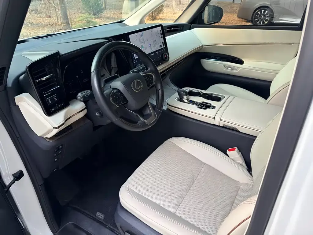 Lexus LM 2024 из CN, фото 6