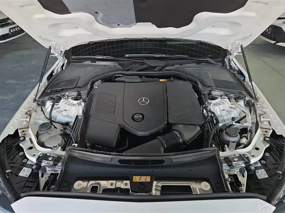Mercedes-Benz C-Class 2024 из CN, фото 8