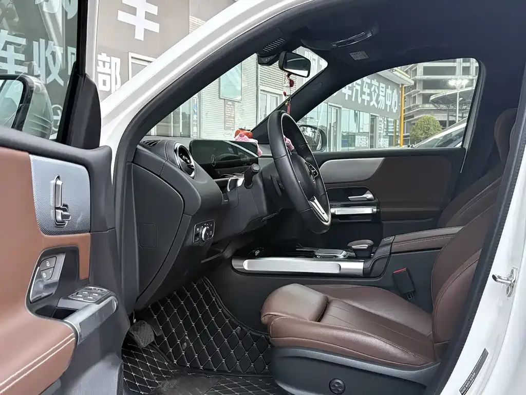 Mercedes-Benz GLB 2023 из CN, фото 4