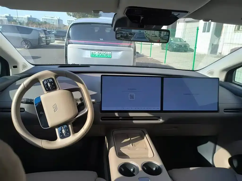 Li Auto i8 2025 из CN, фото 4