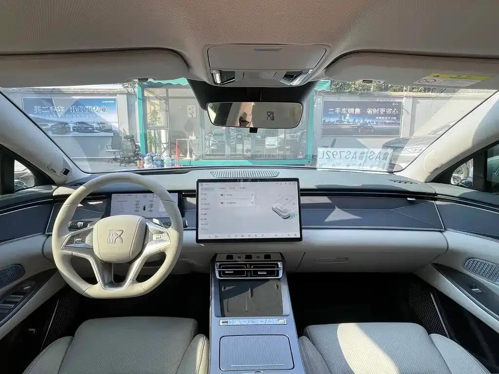 BYD Han L 2025 из CN, фото 8