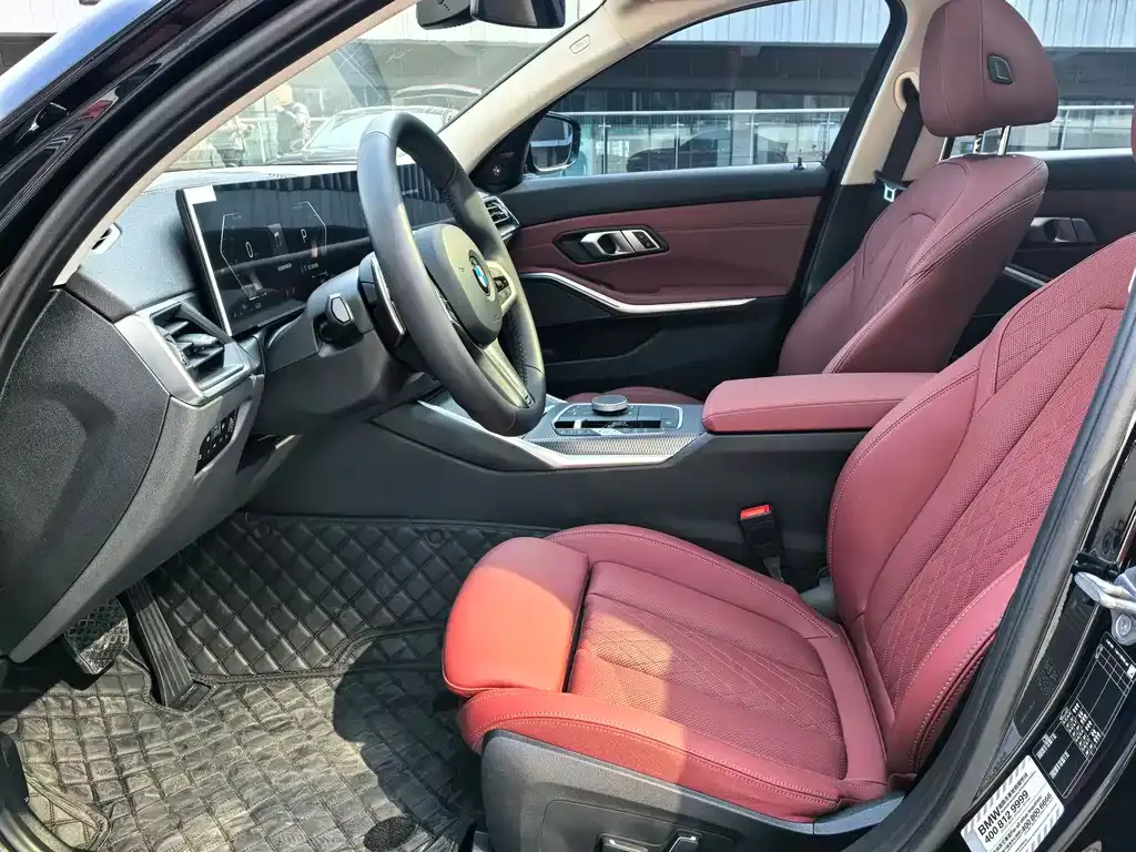 BMW 3 Series 2024 из CN, фото 2