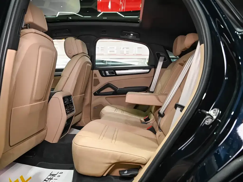 Porsche Cayenne 2023 из CN, фото 10
