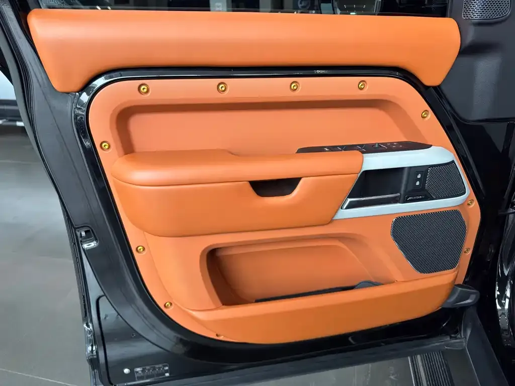 Land Rover Defender 2022 из CN, фото 8