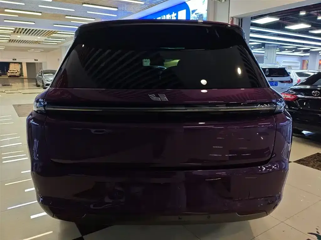 Li Auto L8 2024 из CN, фото 2